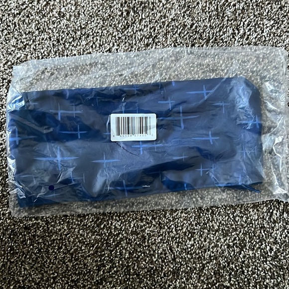 NEW Blue and Orange Dog Bandana - Picture 4 of 5